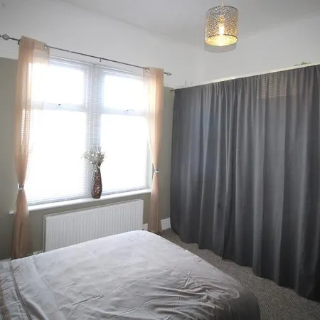 Large 3 Bed - Beautiful Refurb - Garden Birmingham